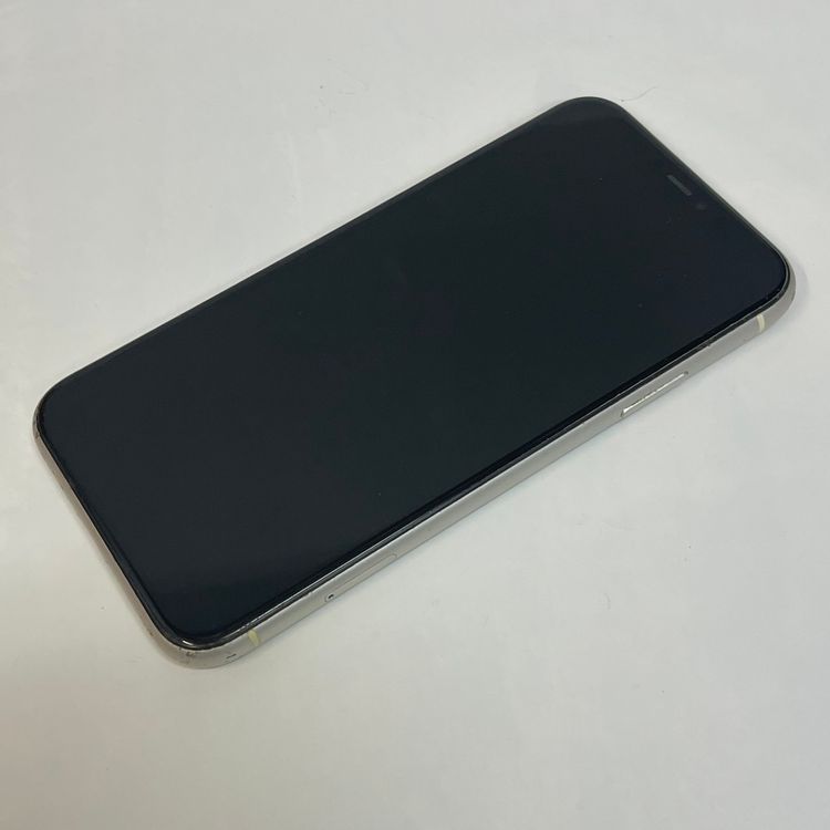 ��������С�����84% iPhone11 128GB ��Ƚ�� �ۥ磻�� �ò� ����̵����