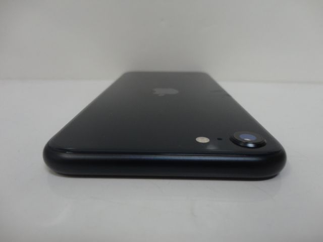 ムスビー｜☆スタモバ☆電池100% iPhone SE(第3世代) 64GB 極美品 〇 