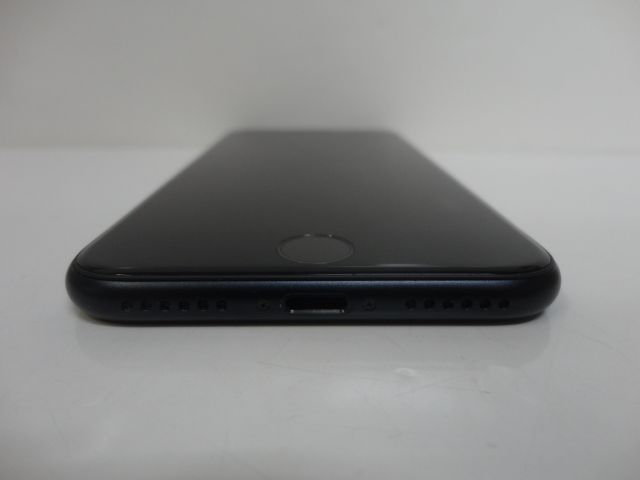 ムスビー｜☆スタモバ☆電池100% iPhone SE(第3世代) 64GB 極美品 〇  