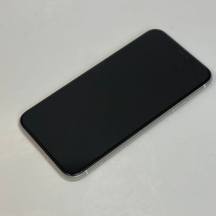 ��������С�iPhone11 64GB ���� ��Ƚ�� ����С� ����̵����