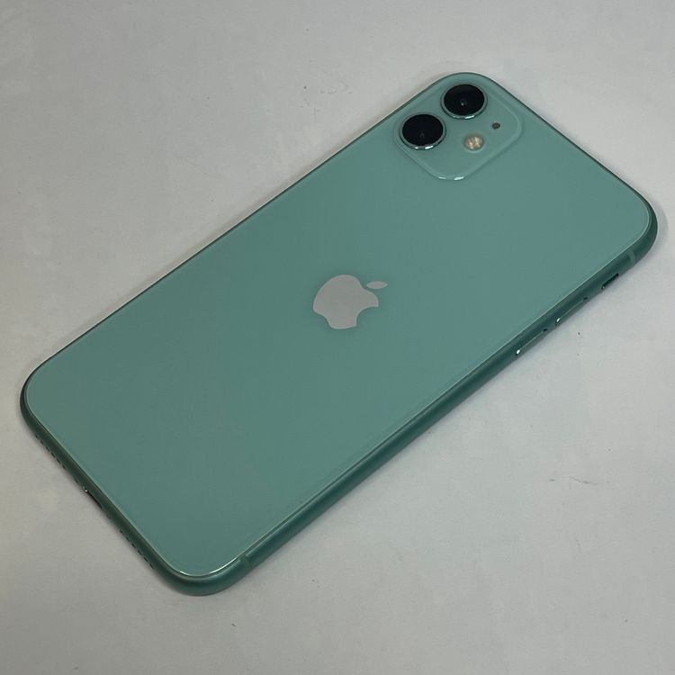 ��������С�iPhone11 64GB ���� ��Ƚ�� ���꡼�� ����̵����