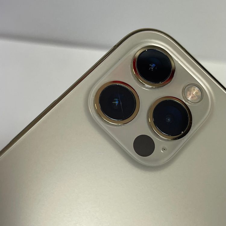 ��������С����1������ iPhone12Pro 128GB ��Ƚ�� ������� �ò� ����̵����