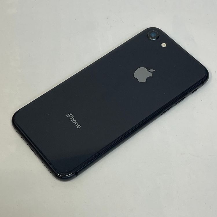 ��������С�iPhone8 64GB ��Ƚ�� ���� ���쥤 �ò� ����̵����