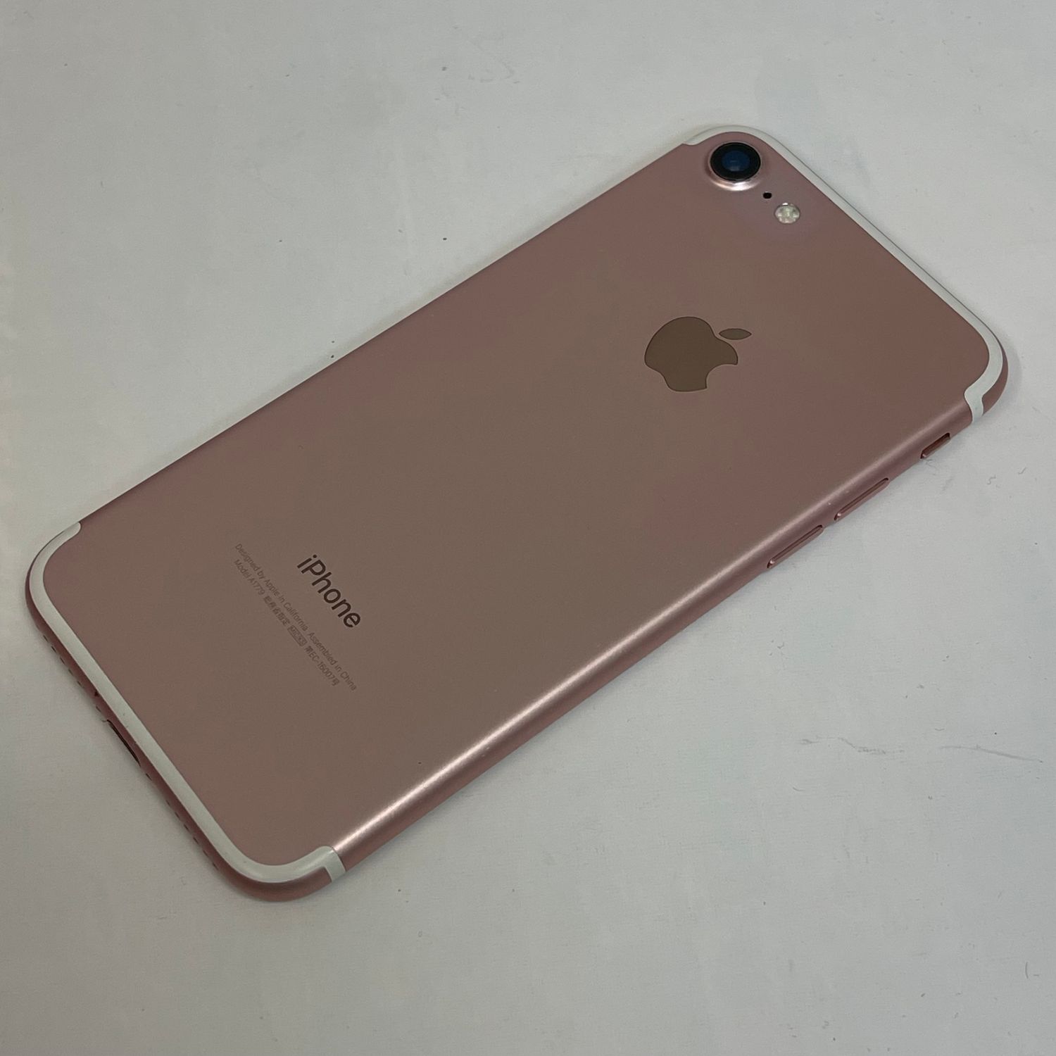 ムスビー｜☆スタモバ☆iPhone7 32GB 美品 〇判定 ローズ 特価 送料