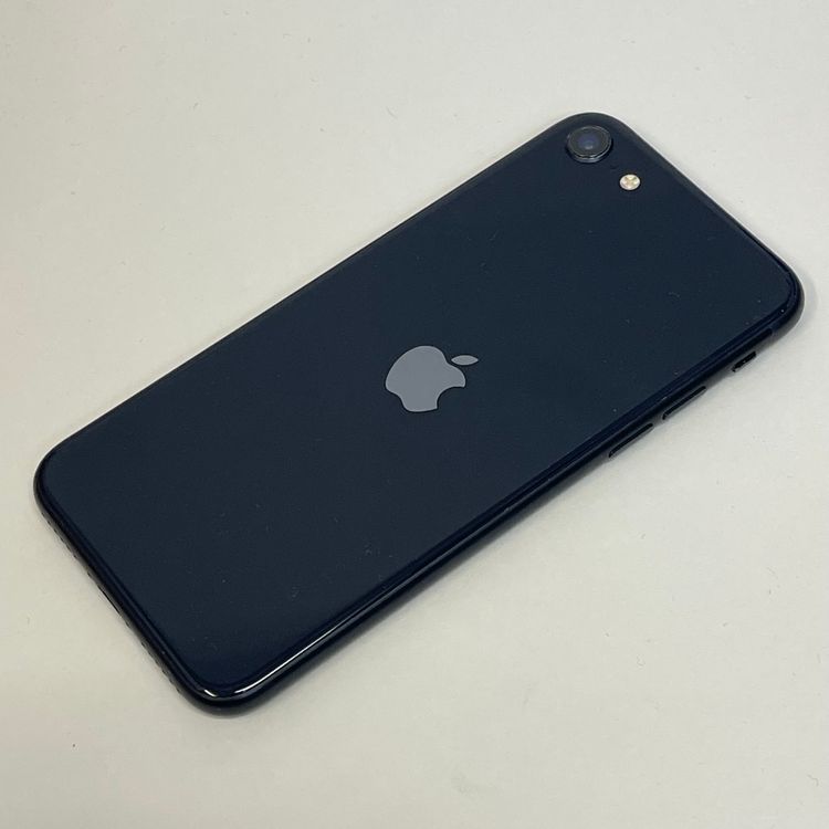 ��������С�����83% iPhone SE(�裳����) 64GB ���� ��Ƚ�� �ߥåɥʥ���