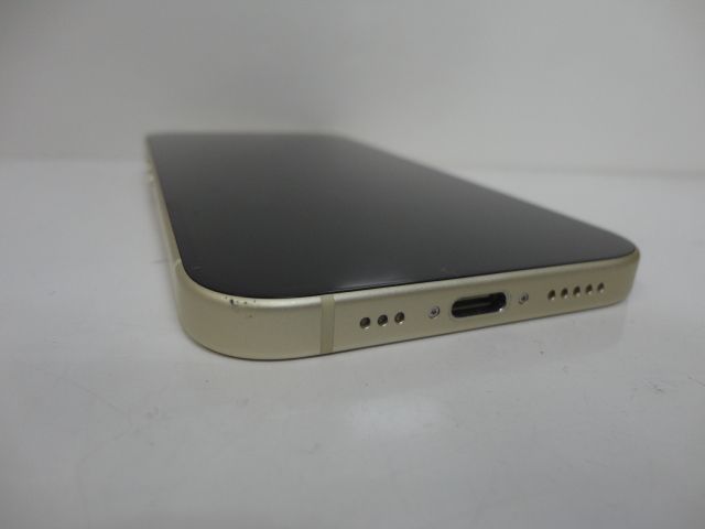 ムスビー｜☆スタモバ☆電池94% iPhone15 128GB 美品 イエロー