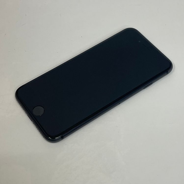С84% iPhone8 64GB  Ƚ ֥å ̵