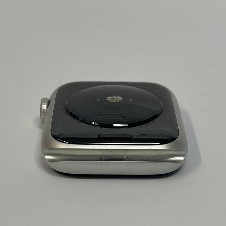 ��������С�Apple Watch SE(�裱����) GPS��ǥ� ���� ������� ����̵����