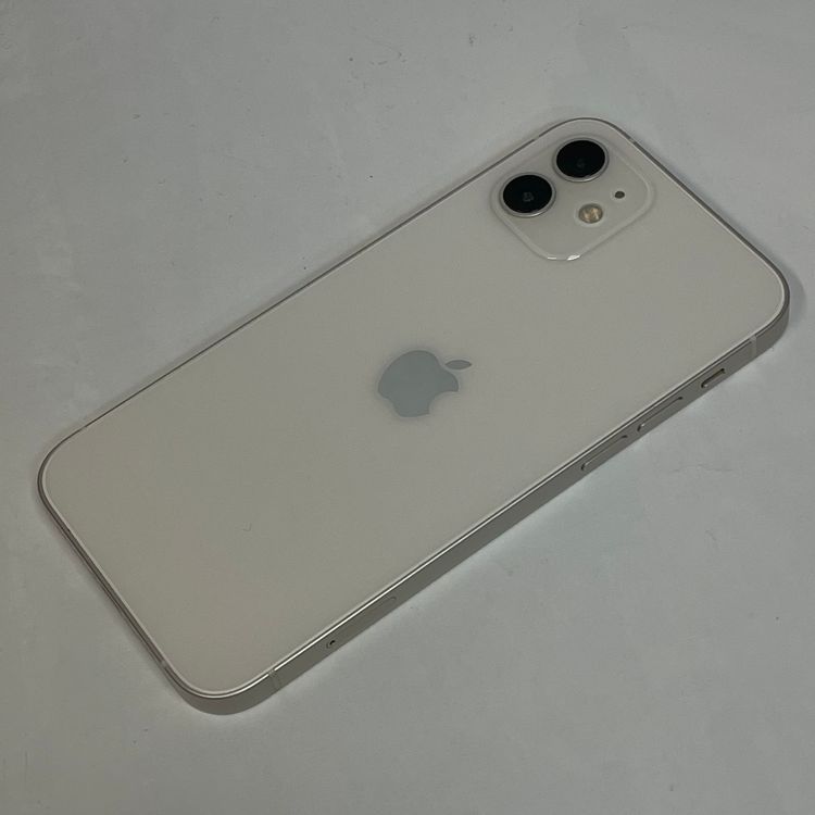 ������85%�� iPhone12 128GB ��Ƚ�� �ۥ磻�� ����̵����