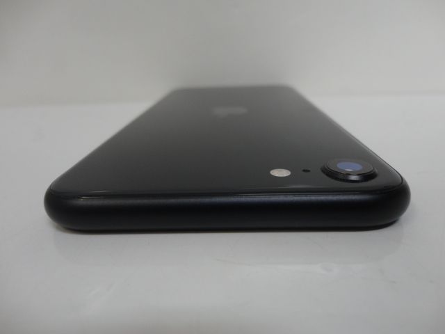 ムスビー｜☆スタモバ☆iPhone SE(第2世代) 64GB 美品 〇判定