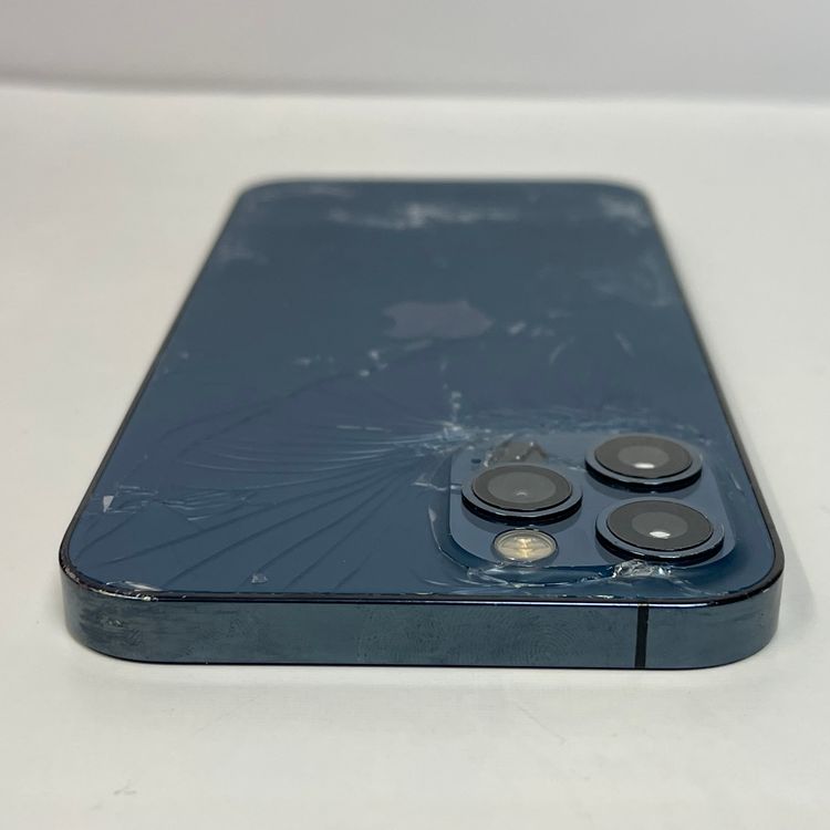 ��������С�����84% iPhone12Pro 256GB ��Ƚ�� ���̳�� �֥롼 �ò�