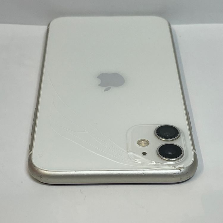 ��������С�����83% iPhone11 64GB ���̳�� ư������ �ۥ磻�� �ò�