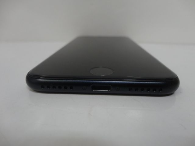 ムスビー｜☆スタモバ☆電池100% iPhone SE(第3世代) 64GB 極美品 〇 