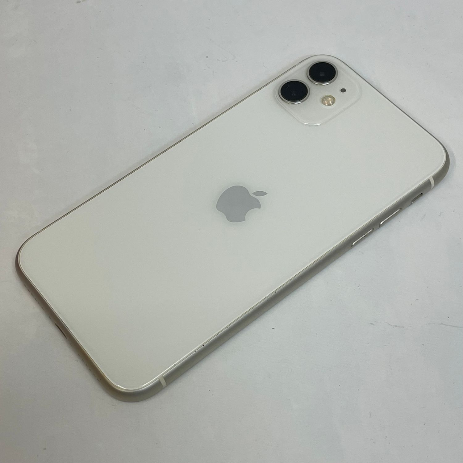 ムスビー｜☆スタモバ☆iPhone11 256GB 美品 〇判定 ホワイト 送料無料