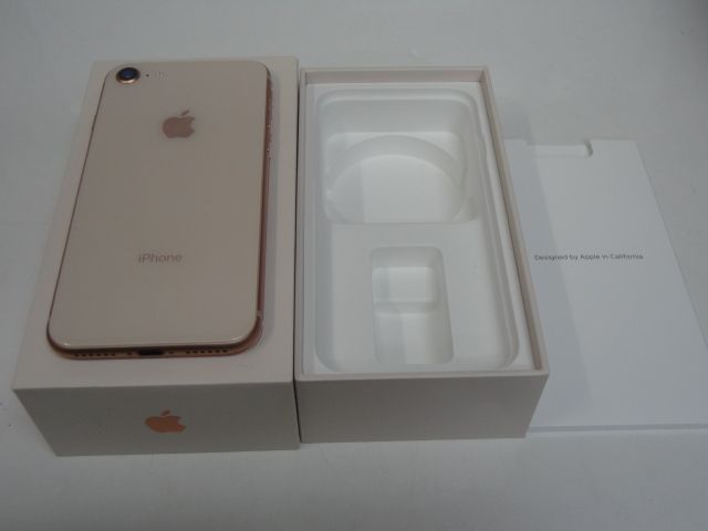 美品 iPhone8 64GB 程よく ゴールド SIMフリー 送料無料