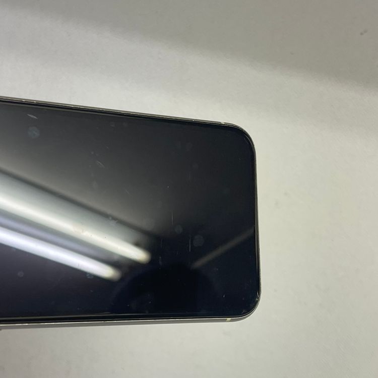 ��������С�����84% iPhone11 128GB ��Ƚ�� �ۥ磻�� �ò� ����̵����