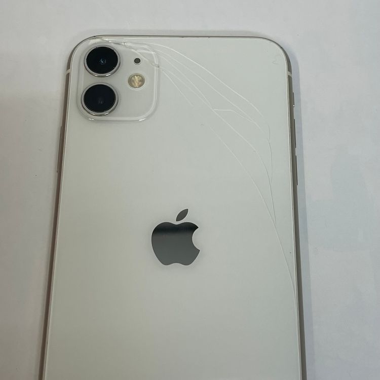 ��������С�����83% iPhone11 64GB ���̳�� ư������ �ۥ磻�� �ò�