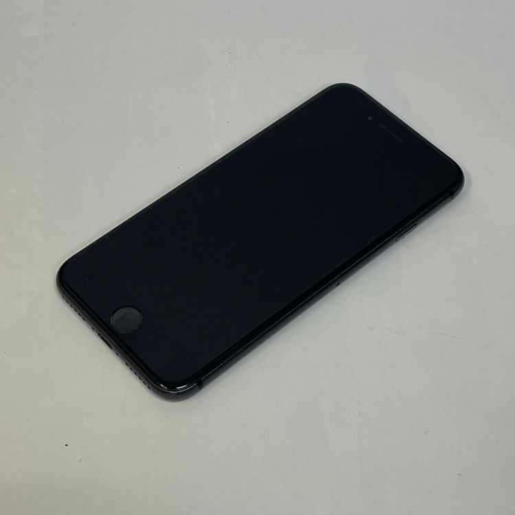 ��������С�iPhone8 64GB ��Ƚ�� ���� ���쥤 �ò� ����̵����
