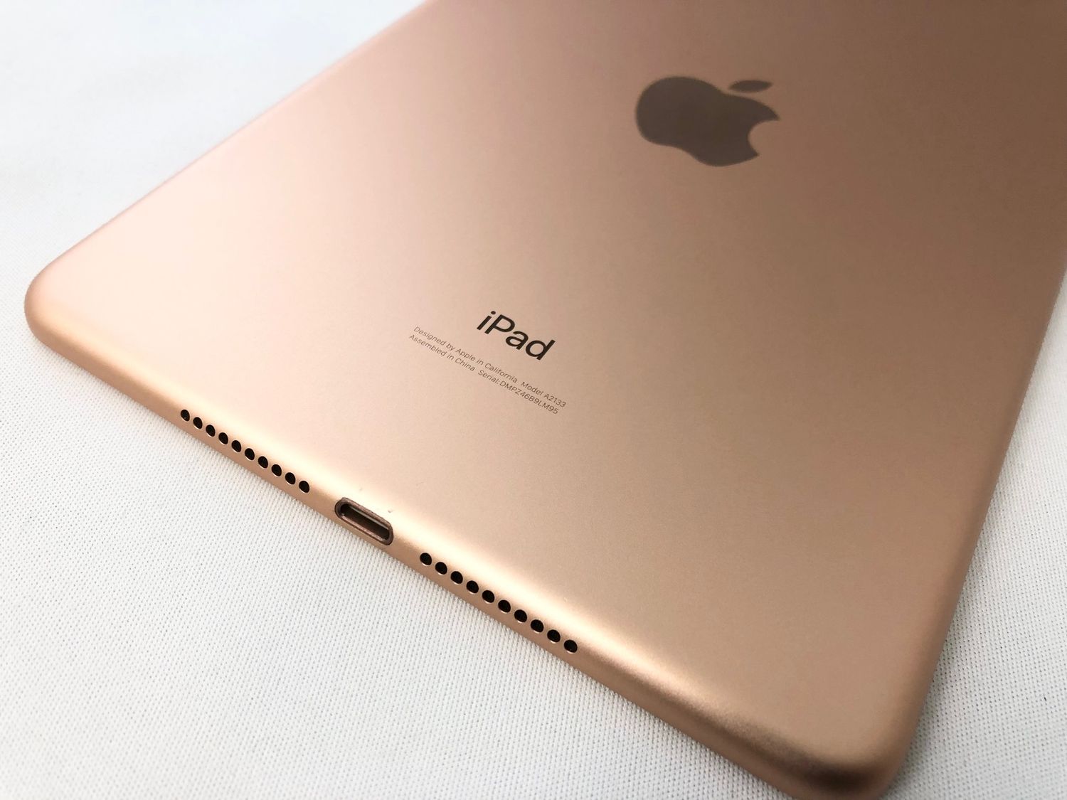 ムスビー｜2101009D【超美品】iPad mini5 64GB(ゴールド)Wi-Fiモデル 