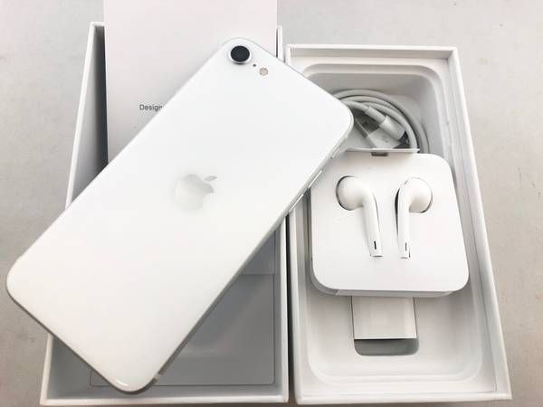 新品同様 SIMフリー iPhone SE 第2世代 128GB ホワイト（ムスビー  
