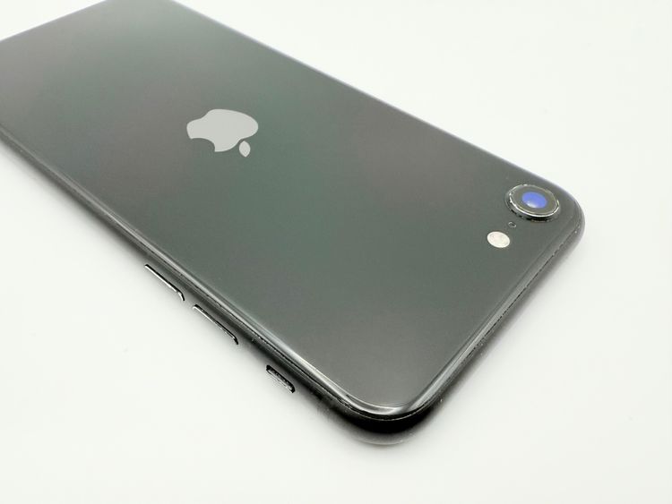 �������ò���6011011D�����ʡ�iPhoneSE(2) 128GB(�֥�å�)SIM�ե꡼��