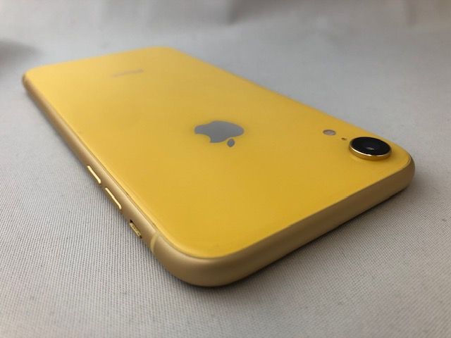 ムスビー｜ワケあり特価！SIMフリー！4011020D【優良美品】iPhoneXR  