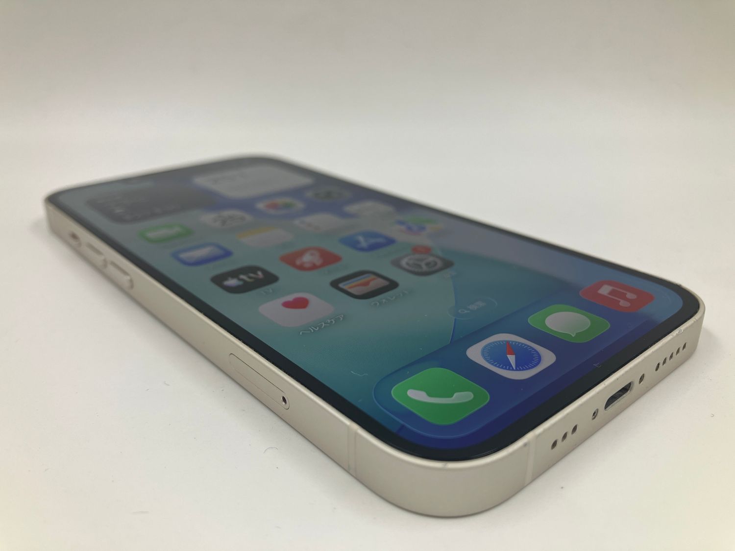 ムスビー｜6052006K【美品】iPhone13 128GB(スターライト)【iPhone13