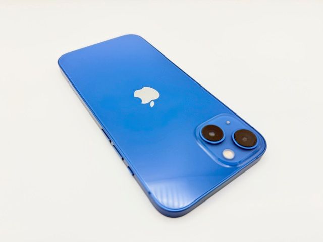 Bt100%��Ÿ����5121011D�����ʡ�iPhone13 128GB(�֥롼)SIM�ե꡼