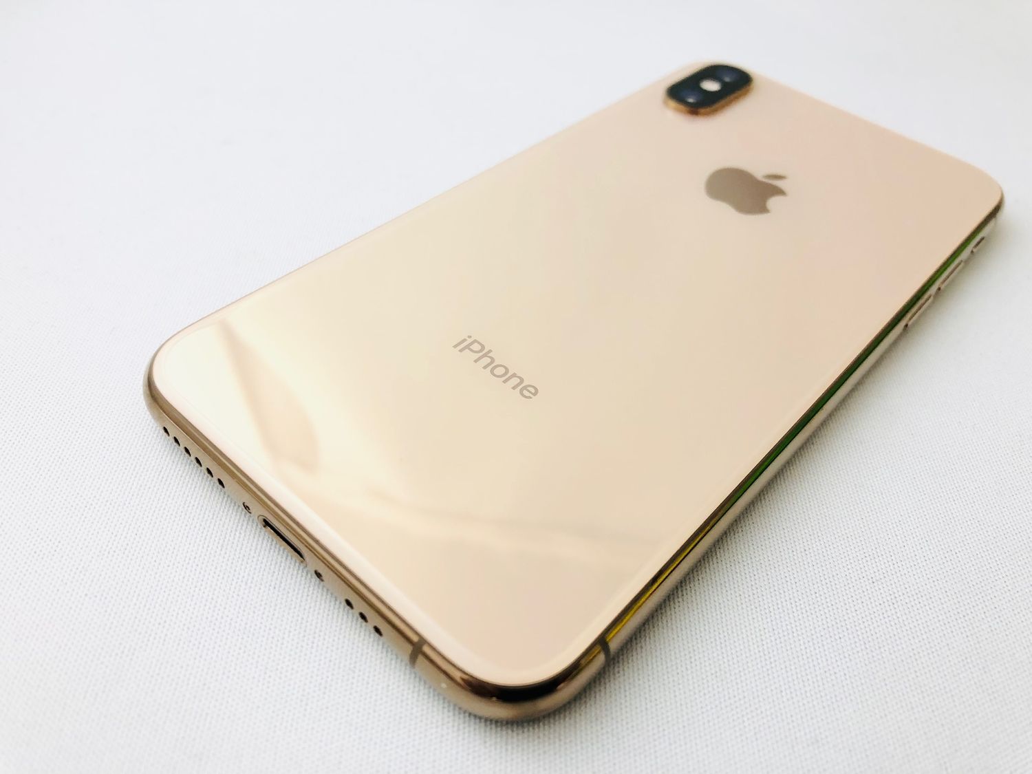 iPhone Xs Gold 256GB 悪し SIMフリー メーカー整備品 
