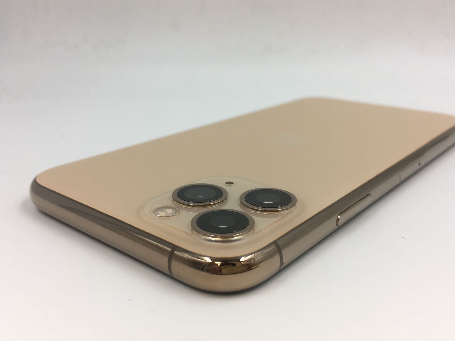 ムスビー｜4102008K【優良美品】iPhone11Pro 256GB(ゴールド 