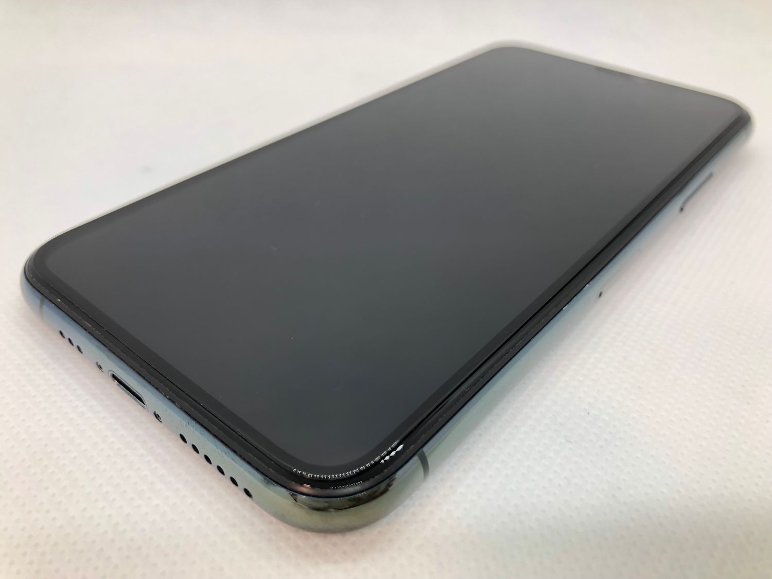 ムスビー｜電池良好310002U【超美品】iPhone11Pro 64GB(ミッドナイト 