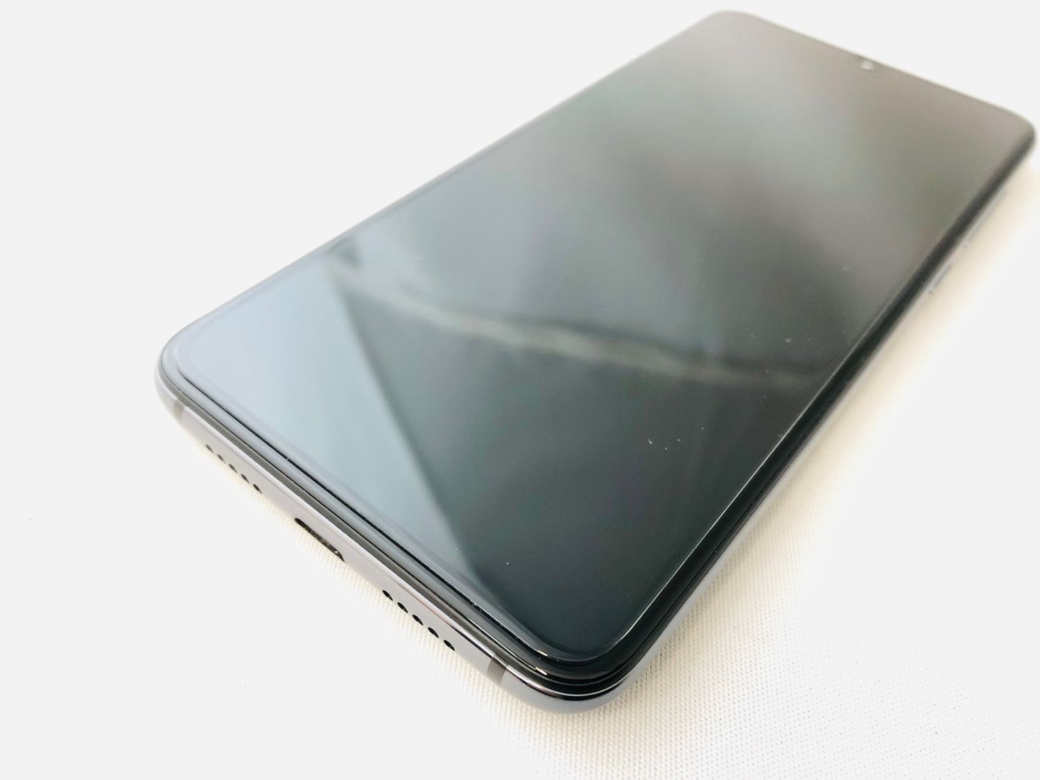 ムスビー｜SIMフリー！3071006D【超美品】Mi9 128GB/M1902F1G(ピアノ  