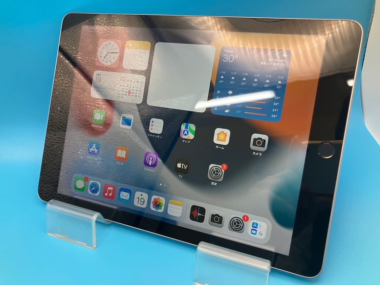 6081008D��Ķ���ʡ�iPad��6���� 32GB(���ڡ������쥤)Wifi����