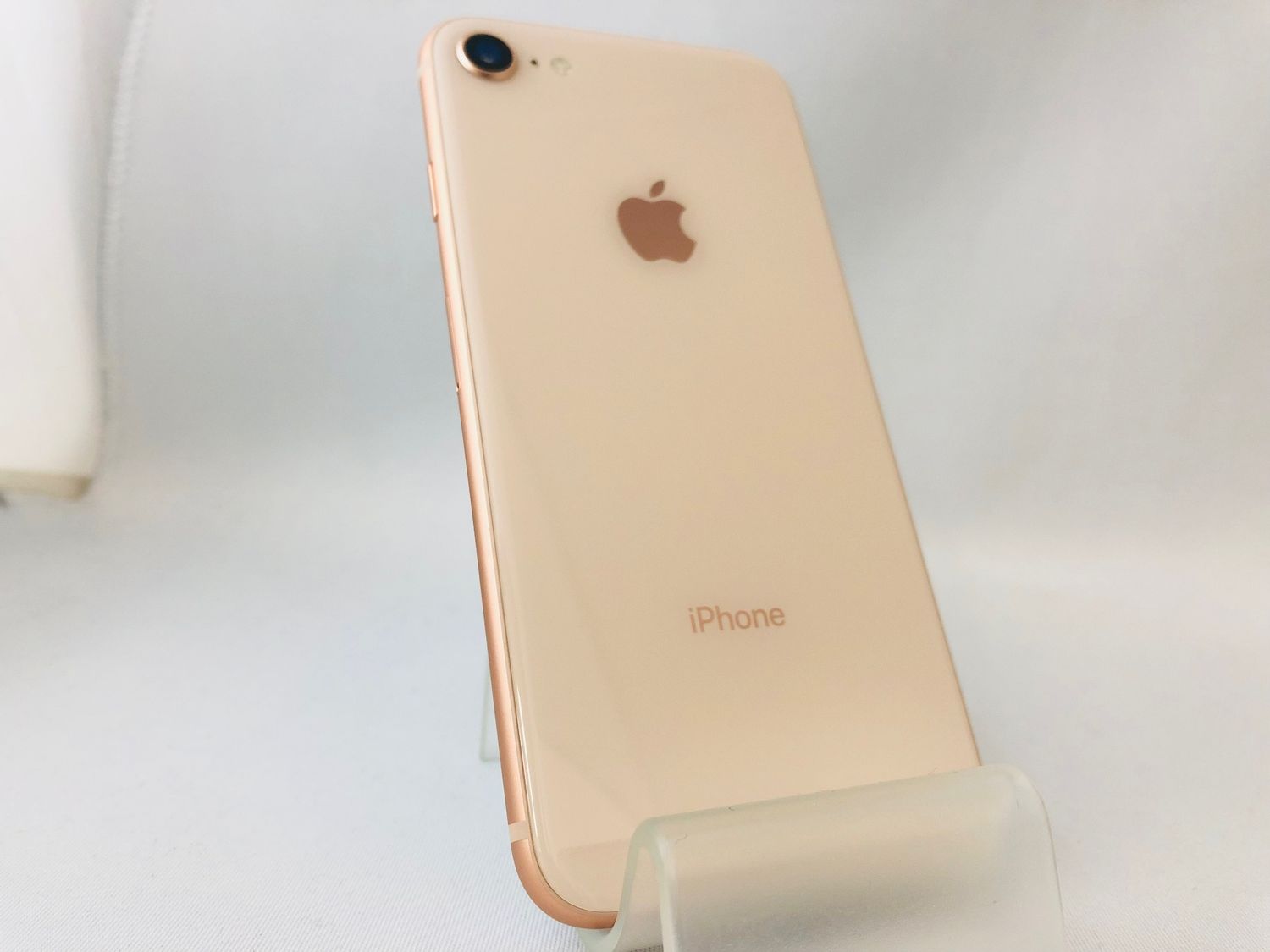 ムスビー｜B/t98% 3021018D【超美品】iPhone8 64GB(ゴールド)SIMフリー  