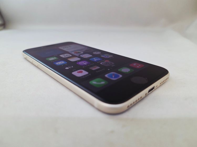 5101017D【美品】iPhoneSE3 128GB(スターライト)SIMフリー版