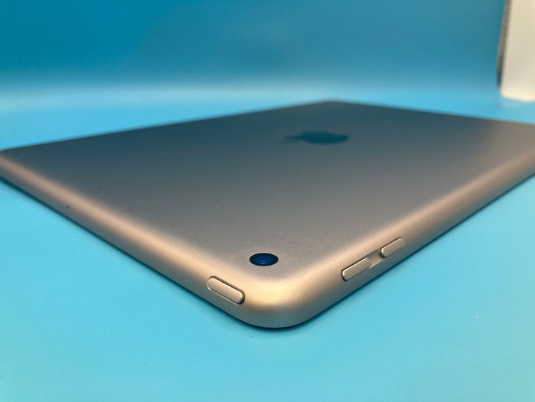 6081008D��Ķ���ʡ�iPad��6���� 32GB(���ڡ������쥤)Wifi����
