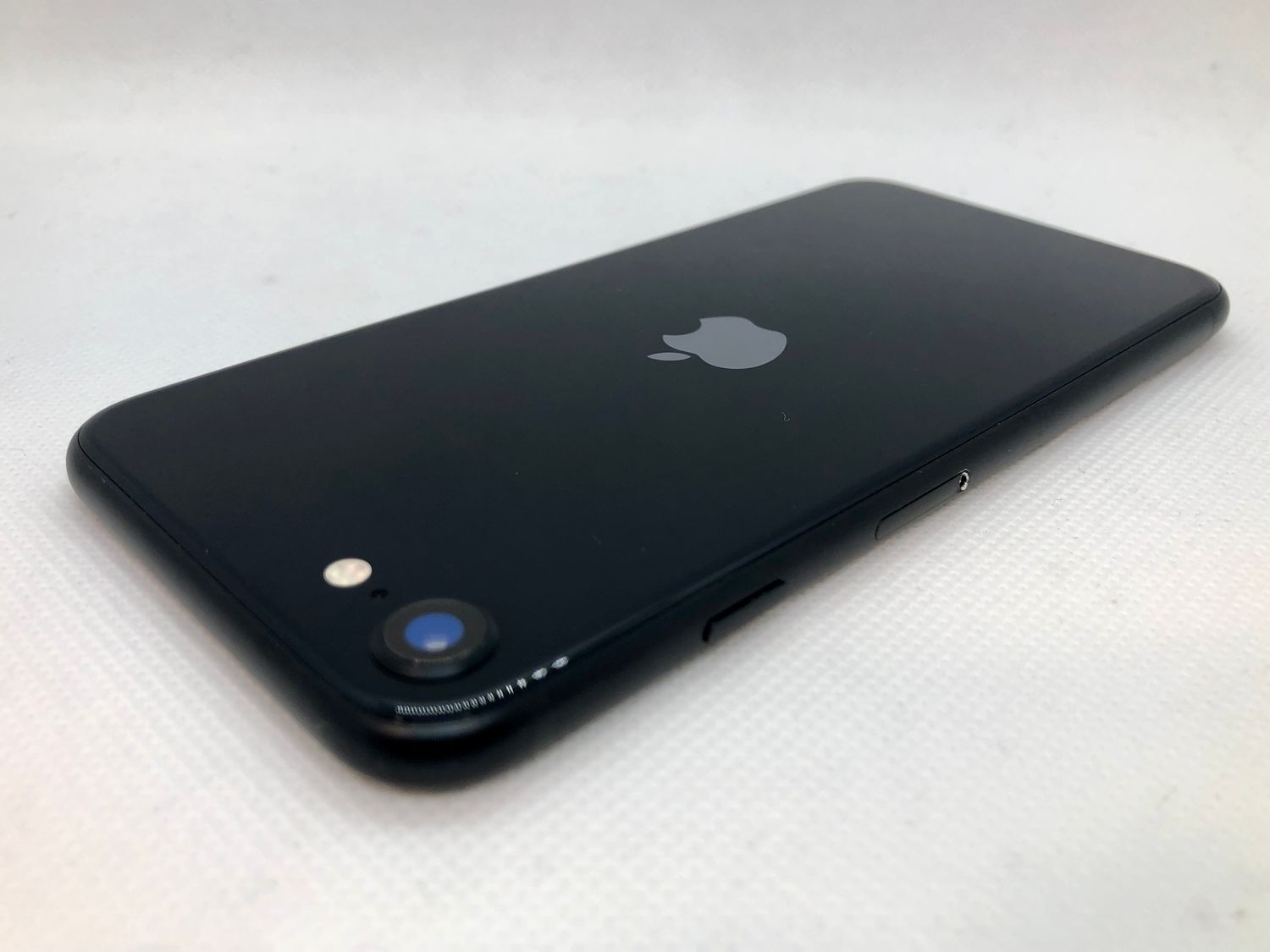 ムスビー｜309007U【超美品】iPhoneSE 第3世代 64GB(ミッドナイト)SIM 