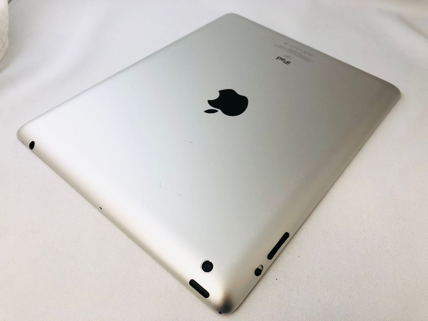 ムスビー｜3031006D【美品】iPad第3世代 64GB(ホワイト)Wi-Fiモデル 
