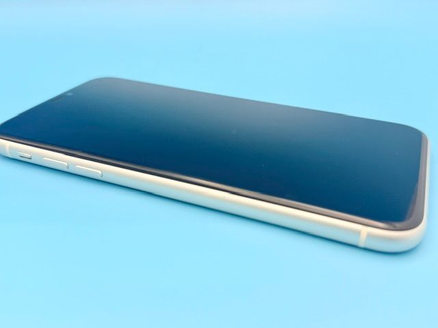 6081006D�ڥ�����ʡ�iPhone11 128GB(�ۥ磻��)SIM�ե꡼��