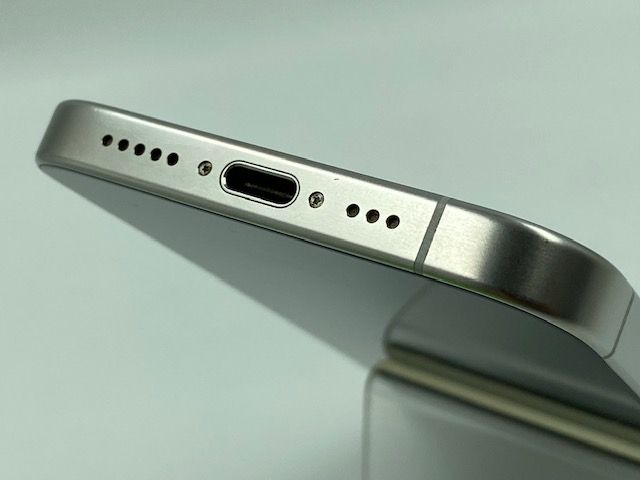 �Хåƥ꡼85% SIM�ե꡼ 6072007K��ͥ�����ʡ�iPhone15Pro 256GB