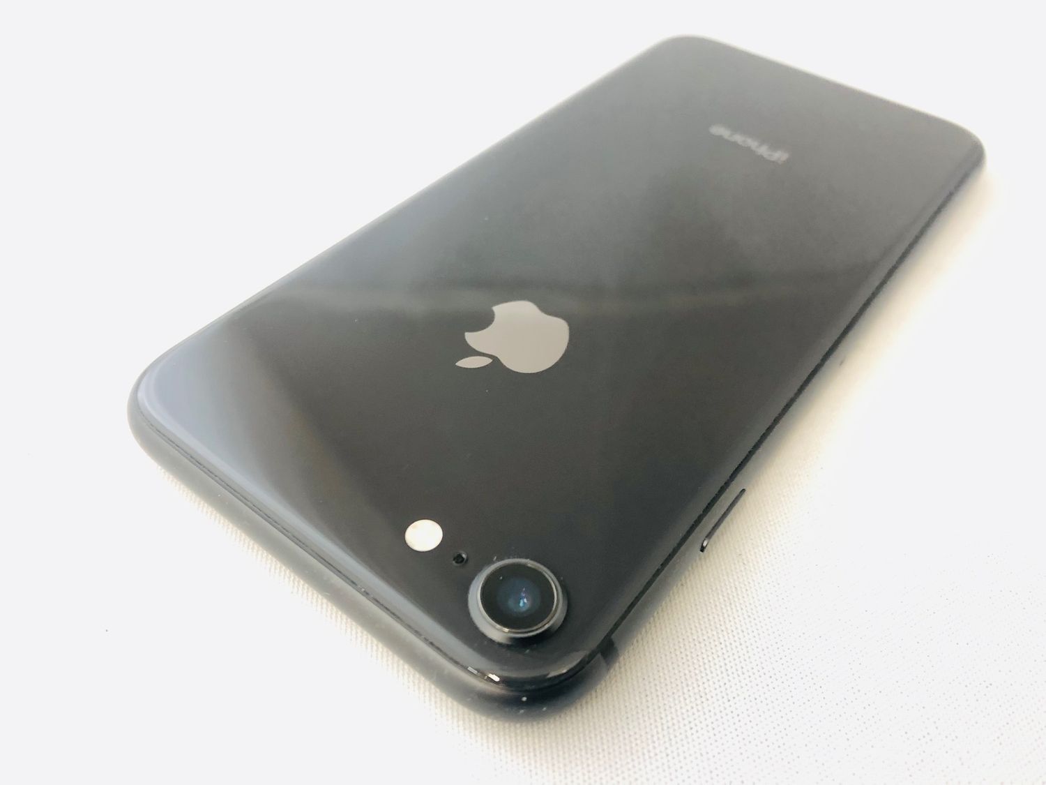 ムスビー｜3011014D【美品】iPhone8 64GB(スペースグレー)SIMフリー版 