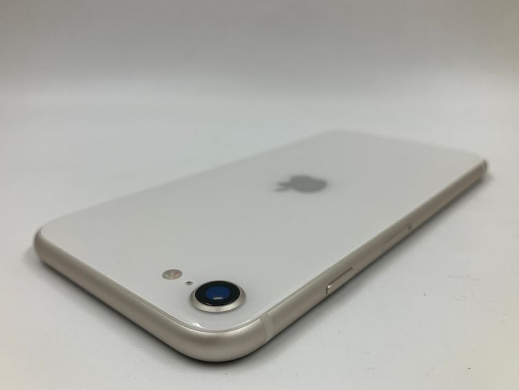 6052008K�ڿ���Ʊ�͡�iPhoneSE��3���� 64GB(�������饤��)
