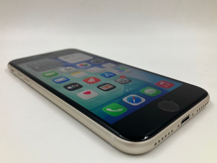6052008K�ڿ���Ʊ�͡�iPhoneSE��3���� 64GB(�������饤��)
