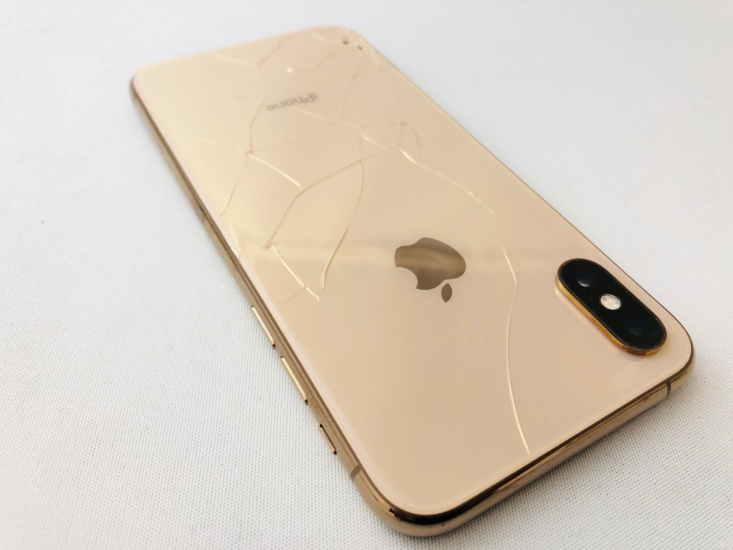 ムスビー｜3101008D【ジャンク品】iPhoneXs 256GB(ゴールド)SIMフリー  