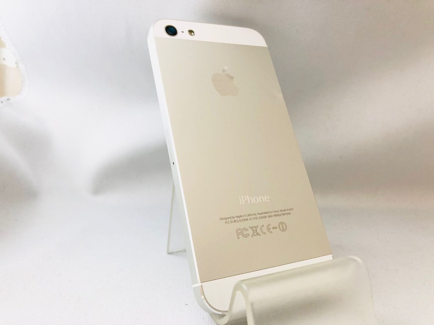 ムスビー｜3091017D【美品】iPhone5 16GB(ホワイト&シルバー)【iPhone5 
