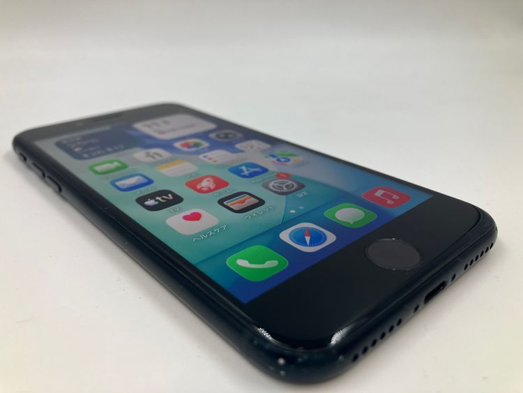 6102003K�����ʡ�iPhoneSE��3���� 64GB(�ߥåɥʥ���)