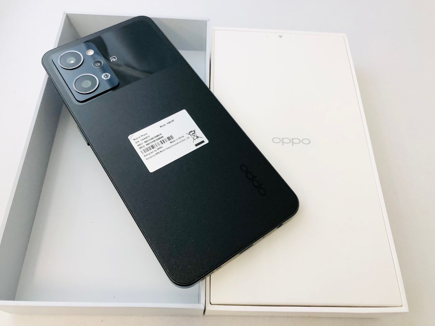 ムスビー｜SIMフリー！3111027D【新品同様品】OPPO Reno9A/A301OP 