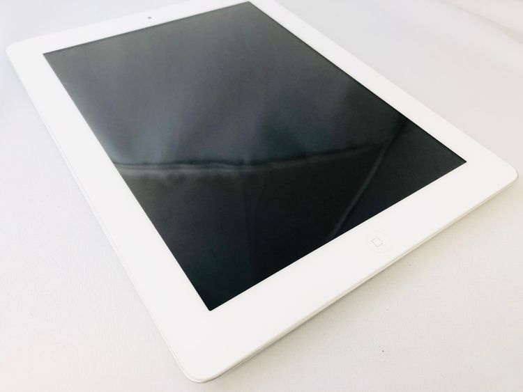 中古】iPad 第3世代 16GB ホワイト MD328ZP／A Wi-Fi [2133020816097 