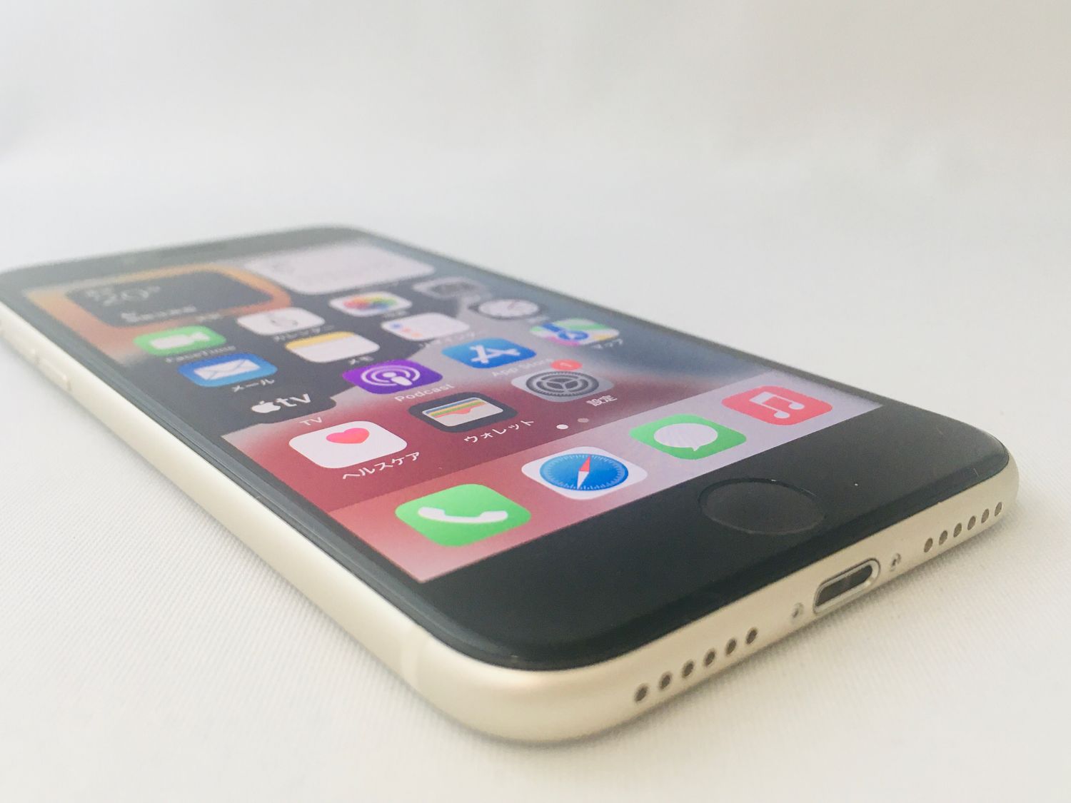 ムスビー｜3101003Dバッテリー容量99%【新品同様】iPhoneSE第3世代 