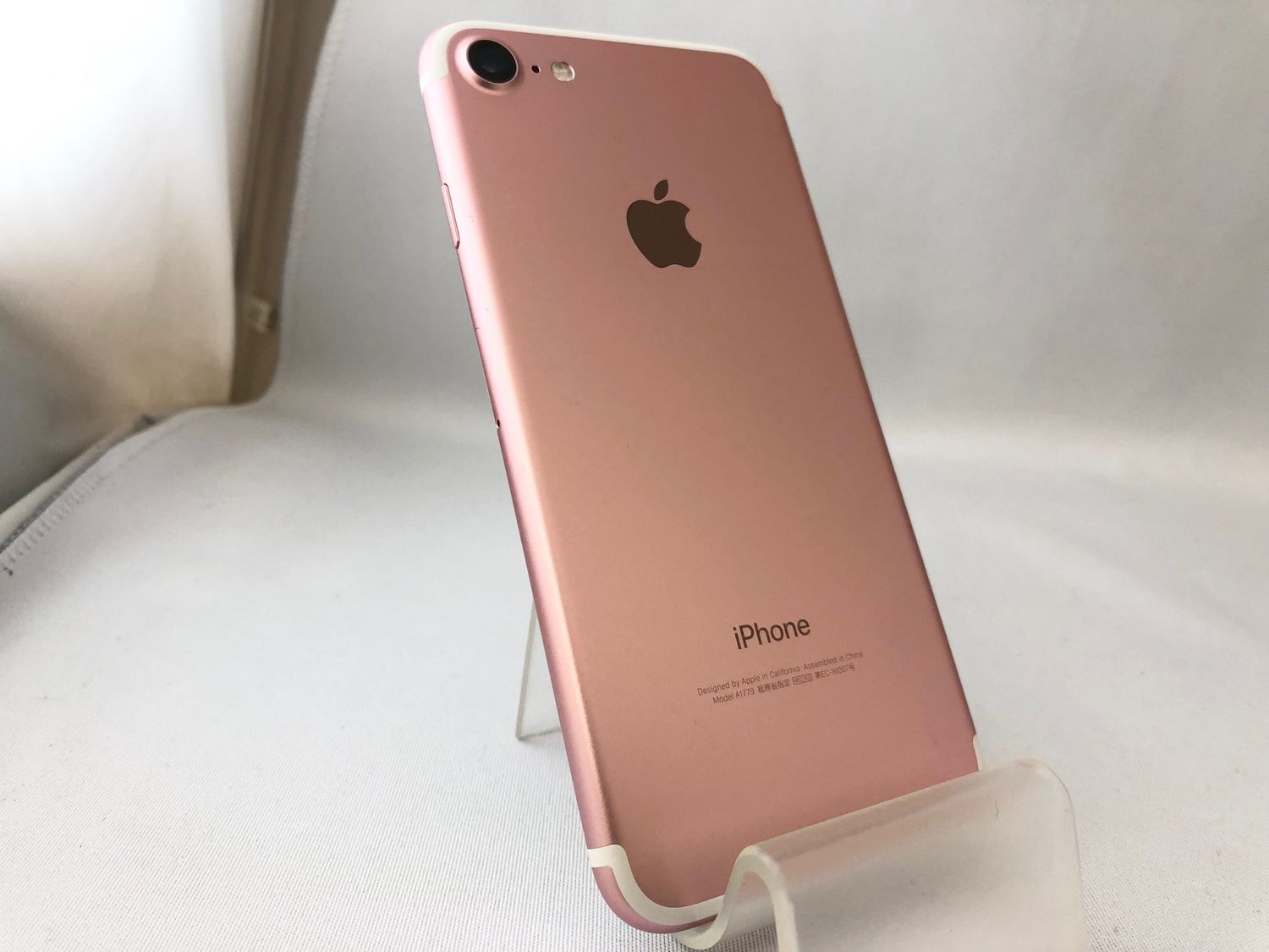 ムスビー｜2101014D【優良美品】iPhone7 32GB(ローズゴールド)SoftBank  